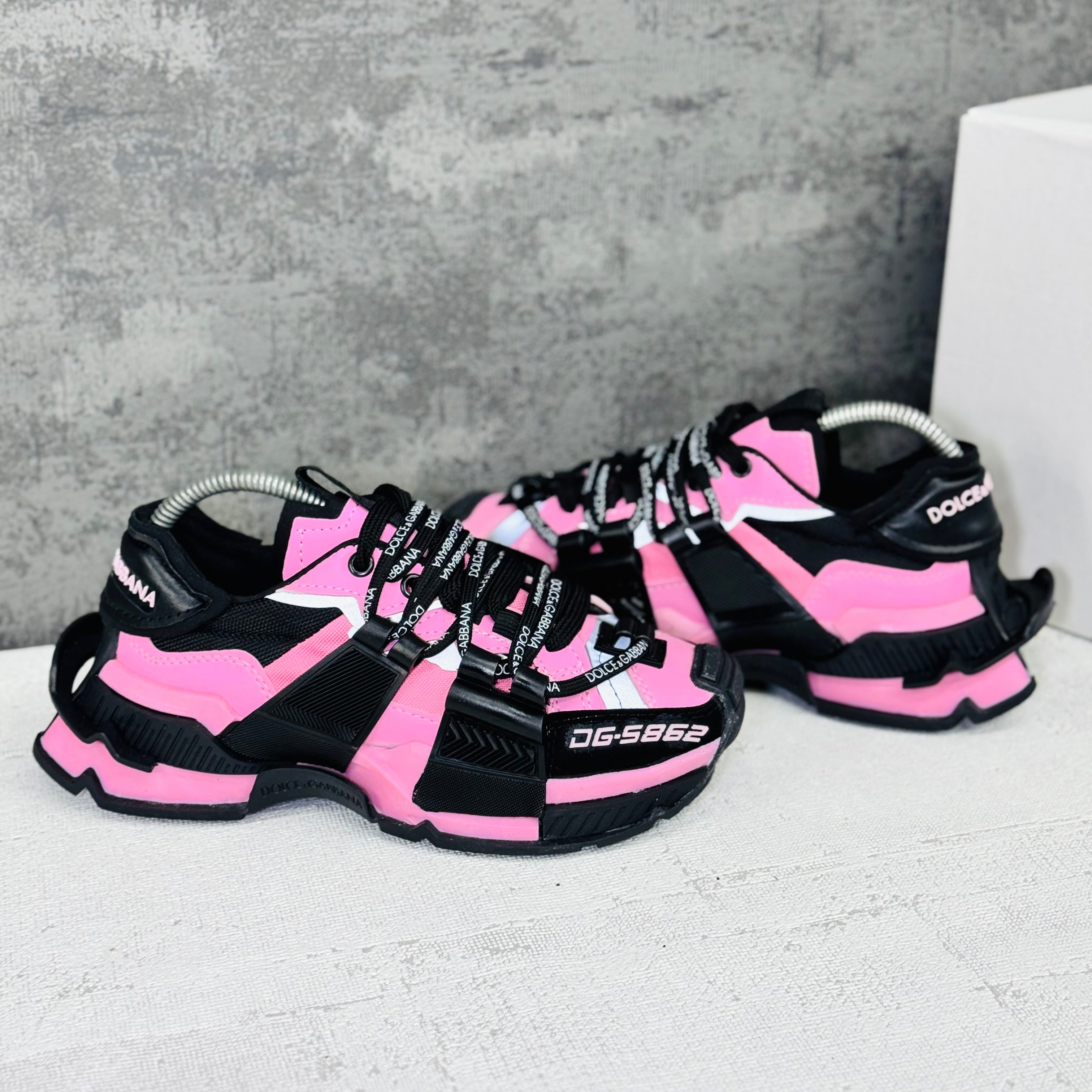 Dg ayakkabı siyah pembe 5862