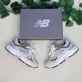 New Balance 9060 Krem Gri