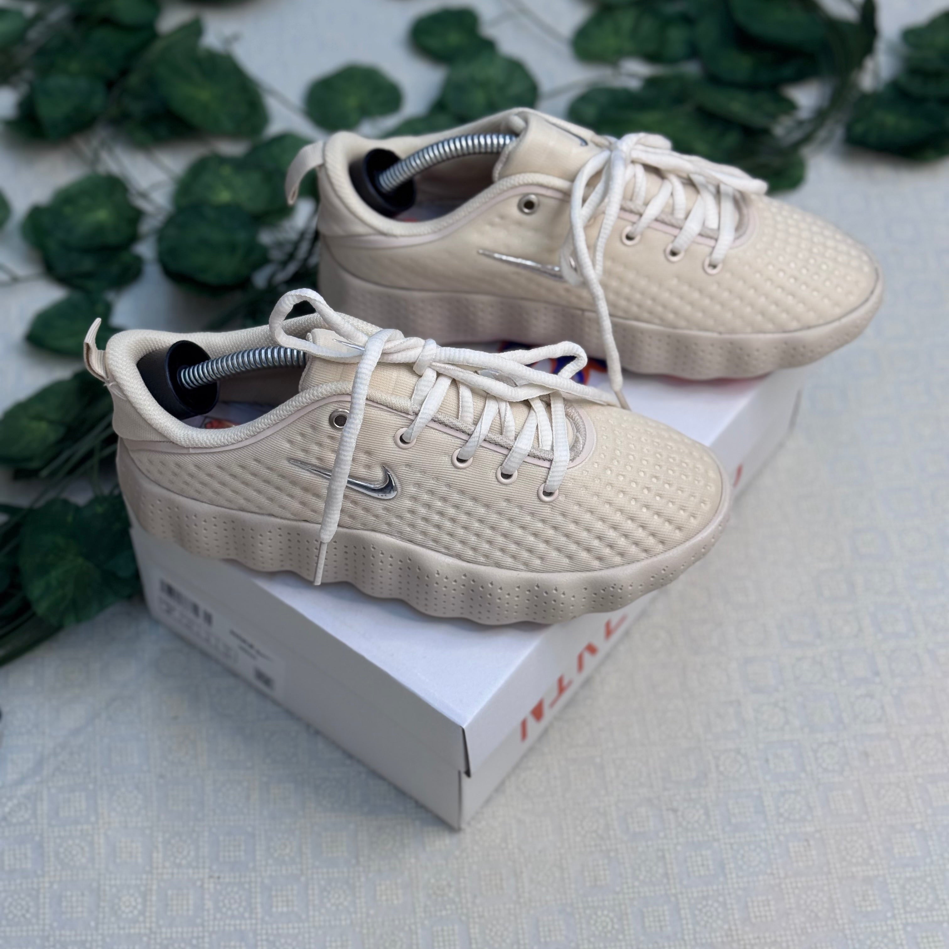 Nike ReactX Rejuven8 Krem