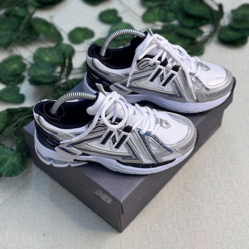 New Balance 1906R Beyaz-Siyah